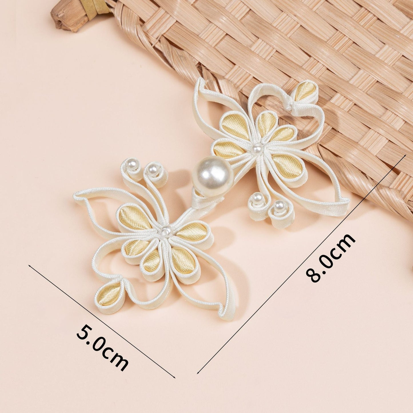 Pearl Butterfly Petal Button - Light Green color, handmade decorative sew-on button