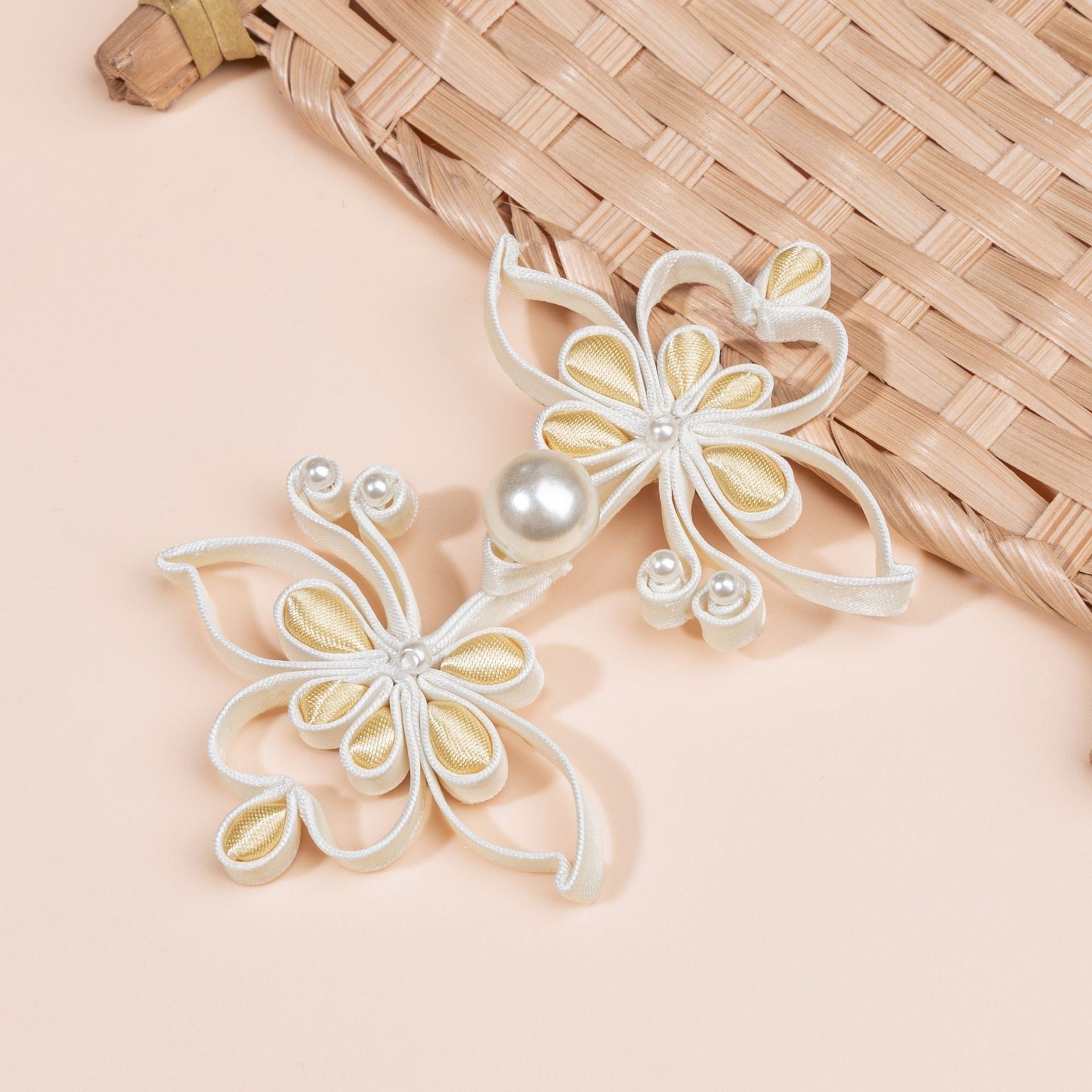 Pearl Butterfly Petal Button - handmade decorative sew-on button