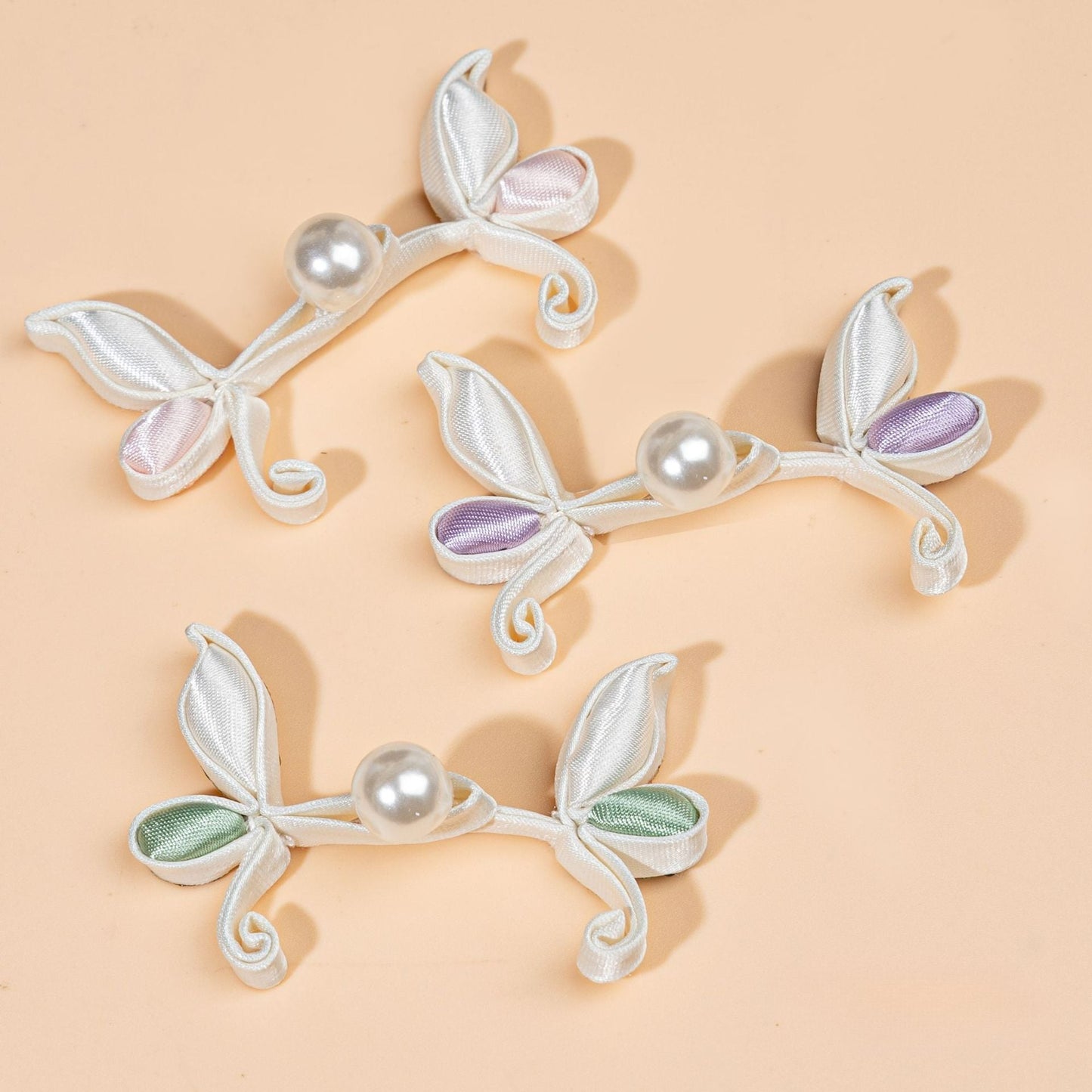 Leaf Shape Ribbon Pearl Buttons - Light Green color, handmade decorative sew-on button