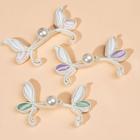 Leaf Shape Ribbon Pearl Buttons - Light Green color, handmade decorative sew-on button